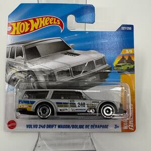 Hot Wheels Volvo 240 Drift Wagon/Bolide De Derapage *Short Card*  227/250